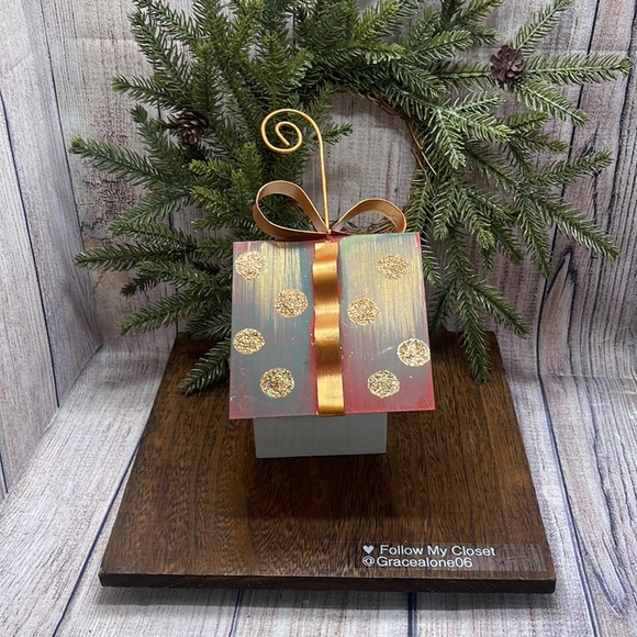 Other - Handmade present ornament